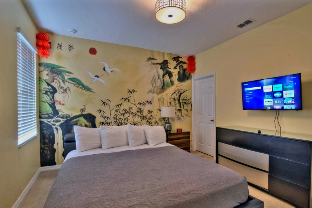 Global Villa & Hollywood Villa