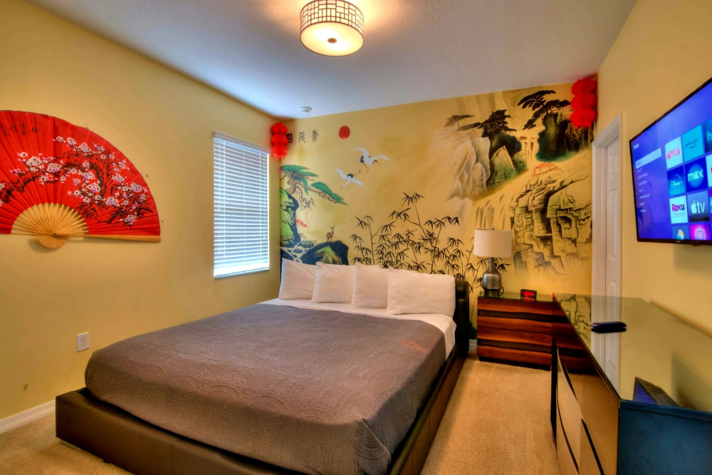 Global Villa & Hollywood Villa
