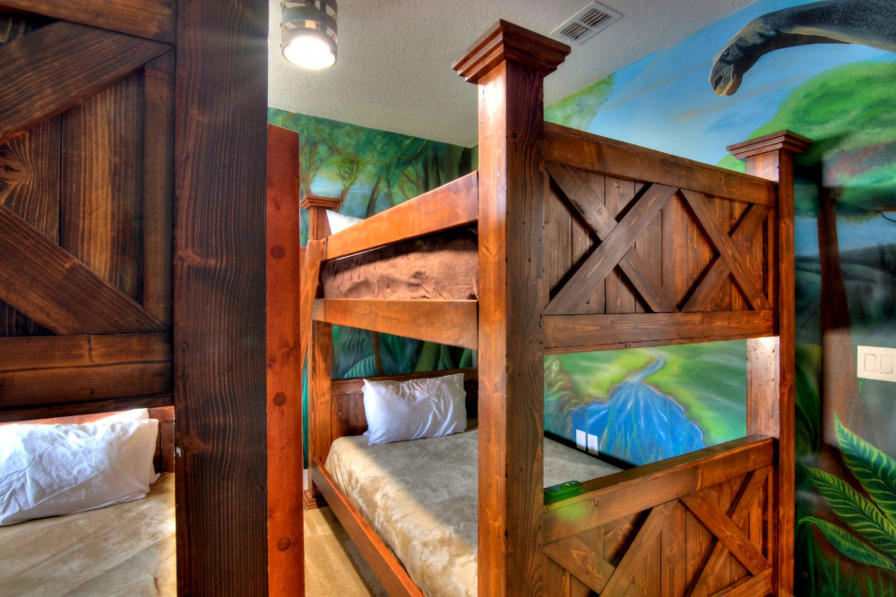 Global Villa & Hollywood Villa