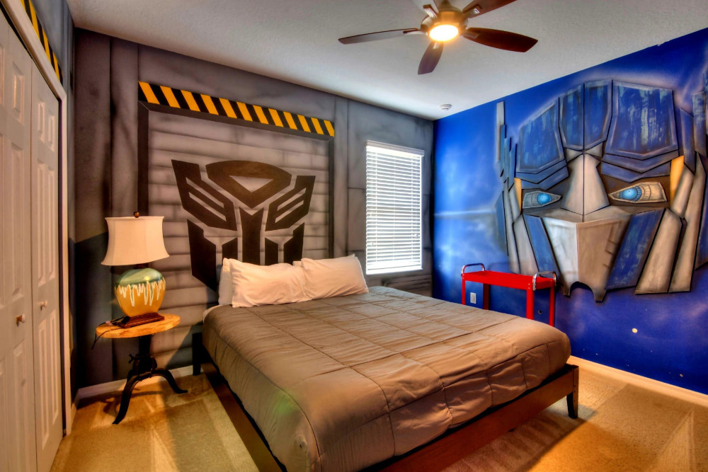Global Villa & Hollywood Villa