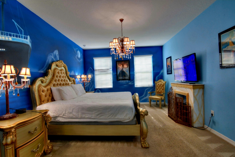 Global Villa & Hollywood Villa