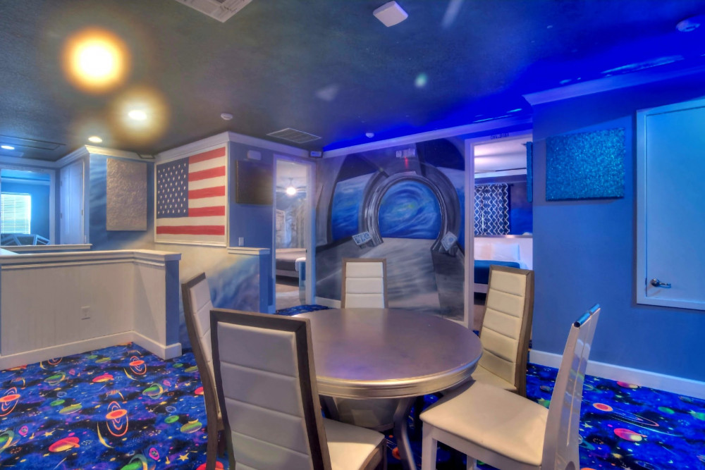 Mission to space, Wonderful World & Sports & Wellness Villa