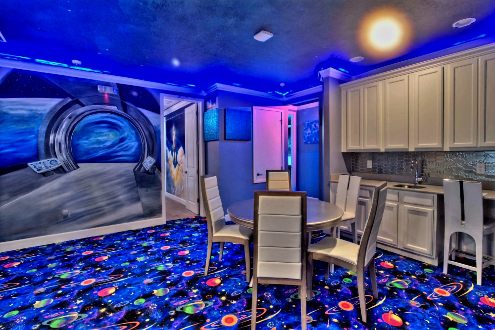 Mission to space, Wonderful World & Sports & Wellness Villa