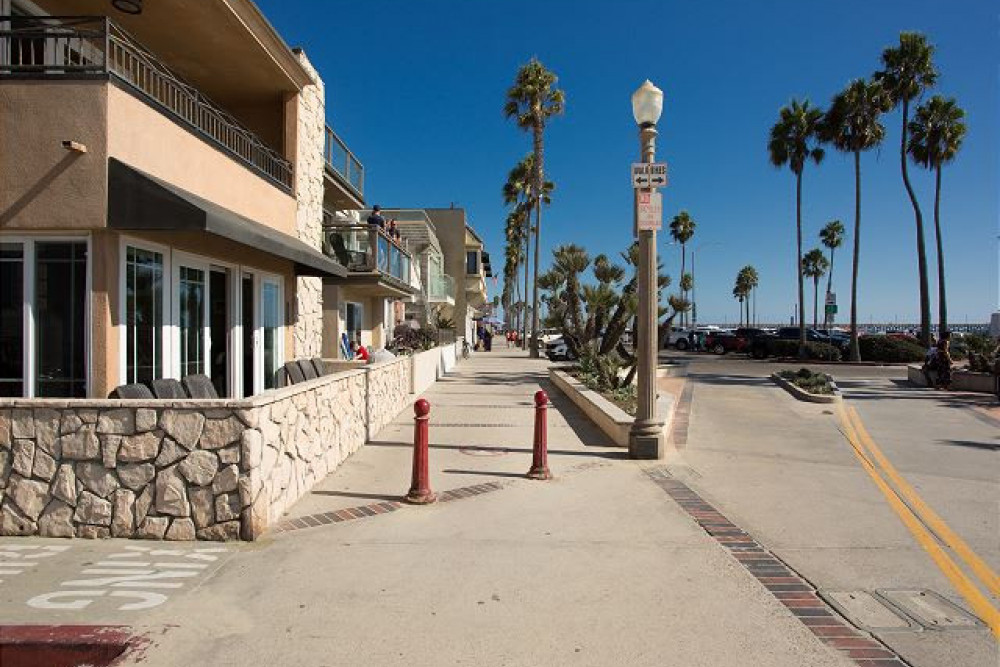Newport Beach 176