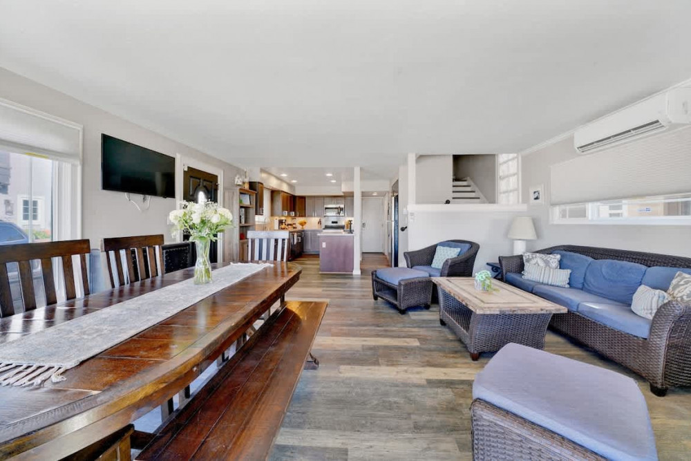 Newport Beach 176