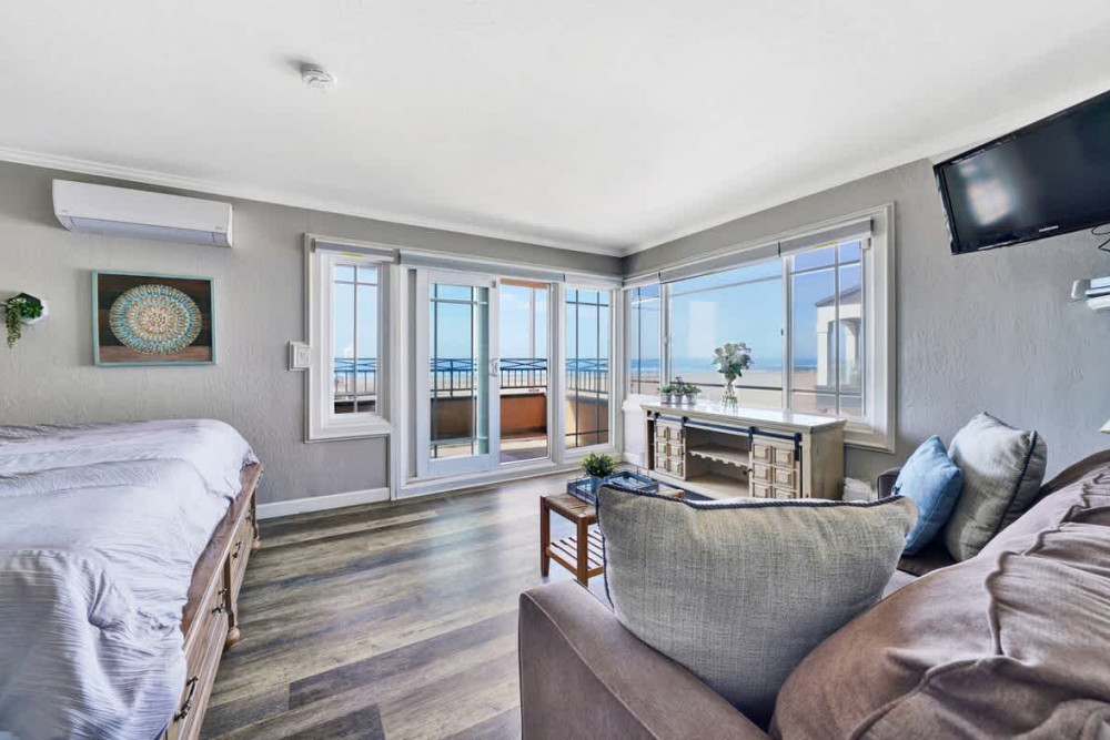 Newport Beach 176