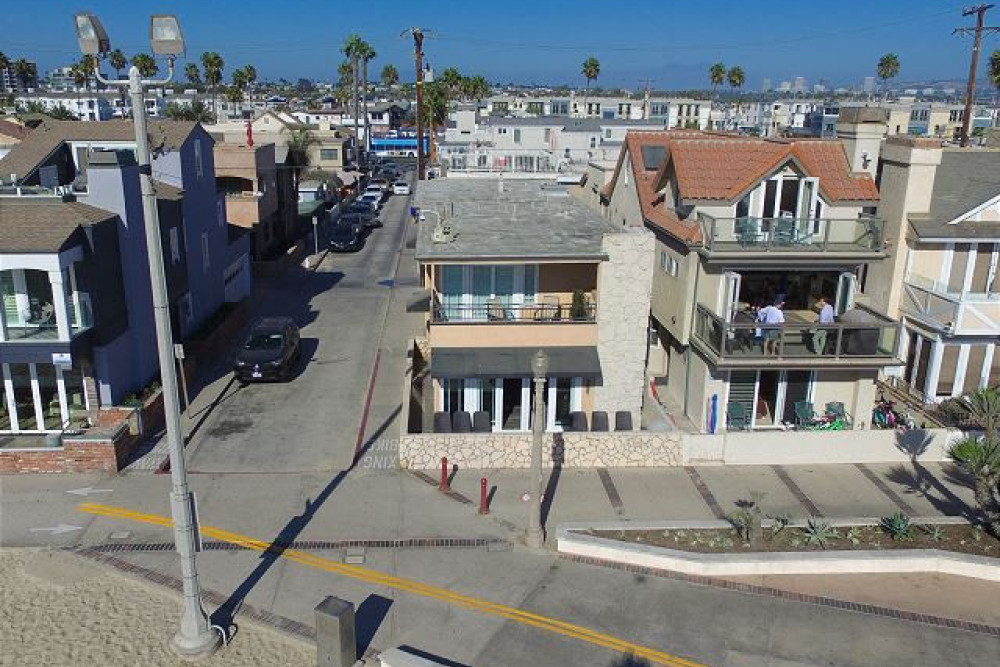 Newport Beach 176