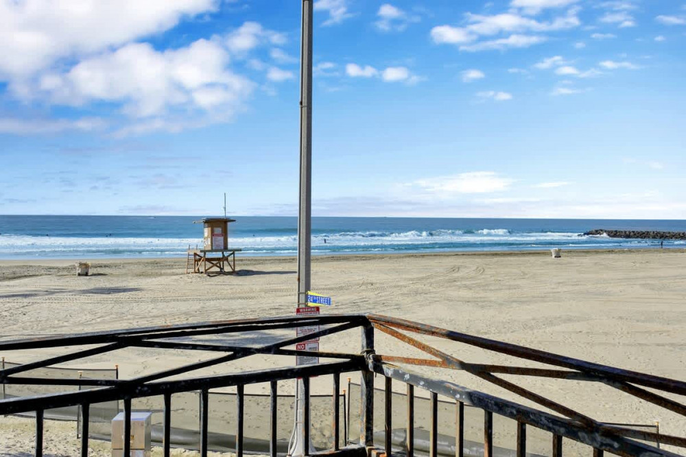 Newport Beach 176