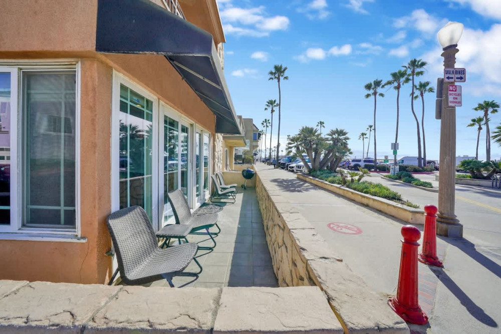 Newport Beach 176