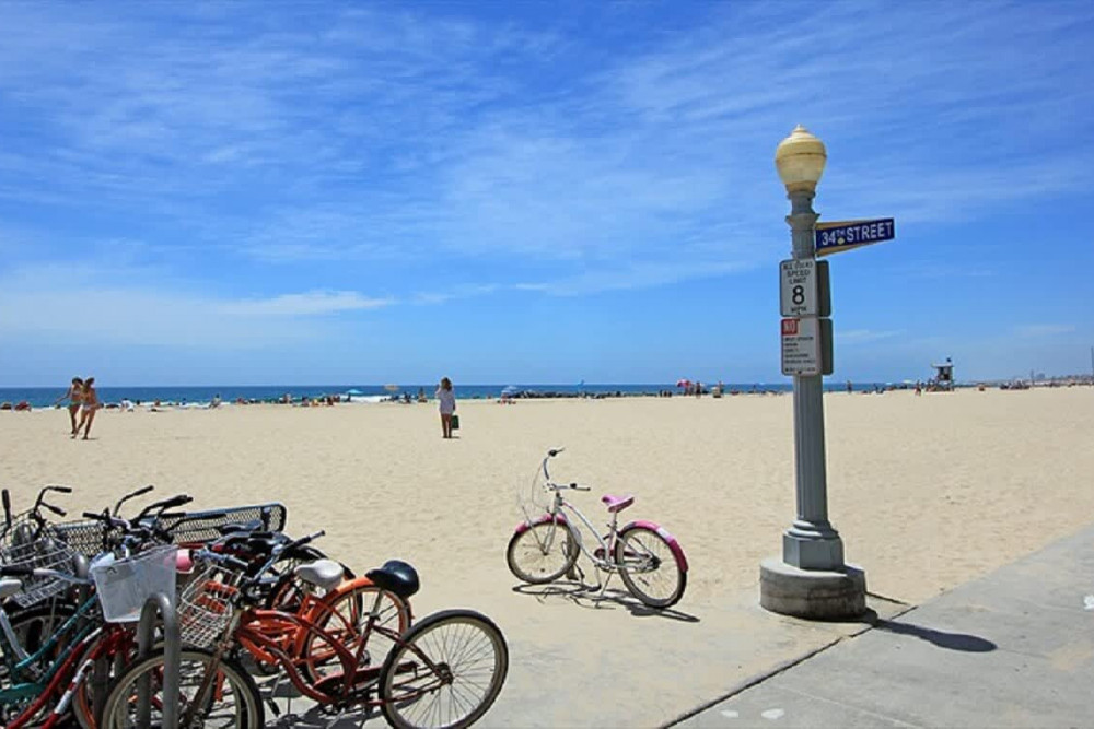 Newport Beach 177