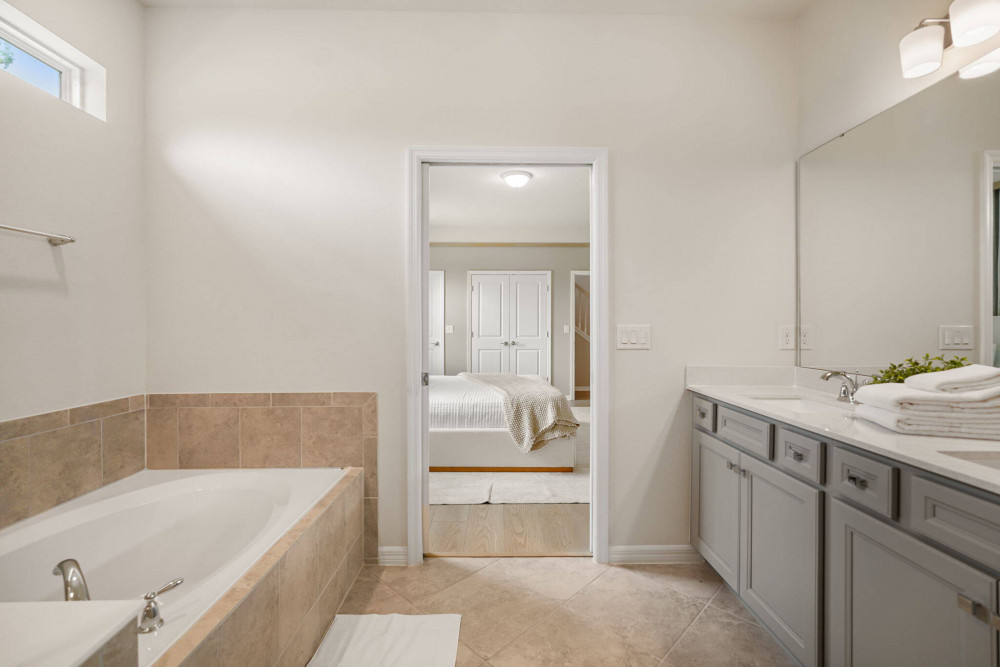 Windsor Cay 304