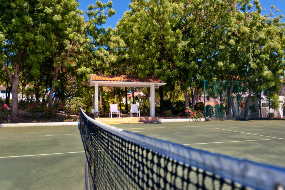 Zenaida Beach & Tennis Estate