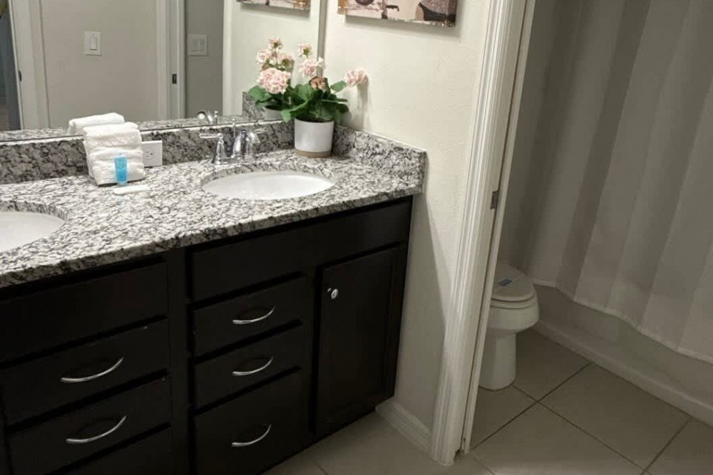 Windsor at Westside 2900