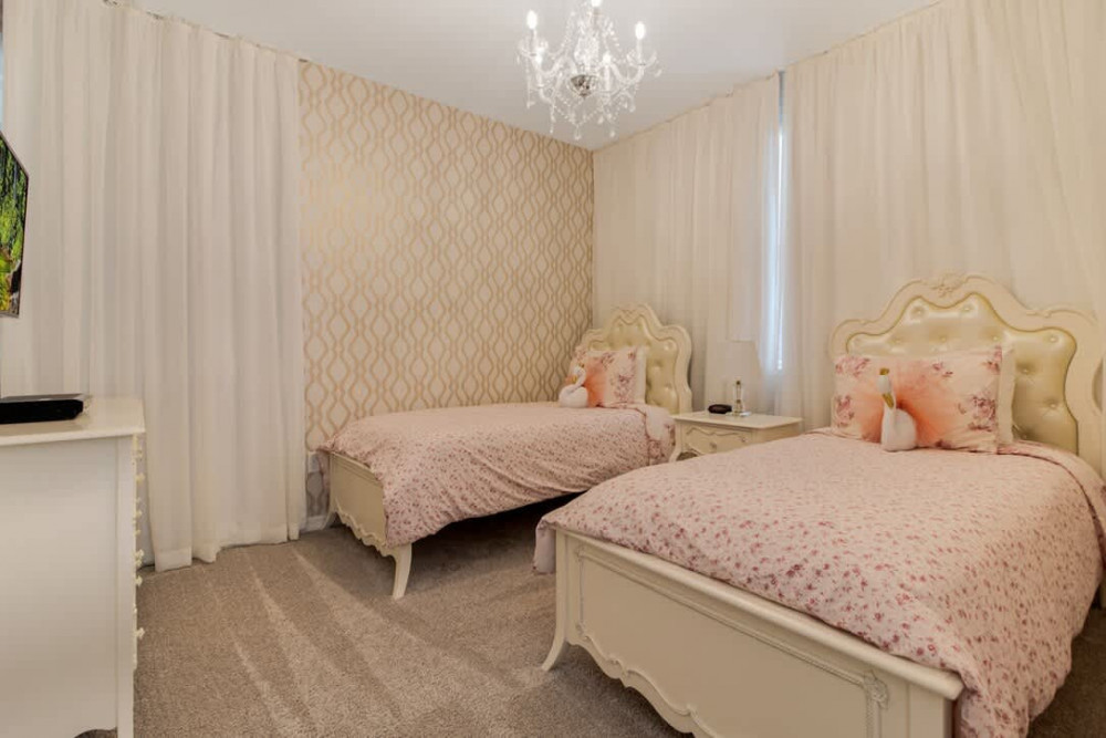 Solara Resort 682