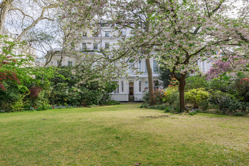 South Kensington Garden Escape