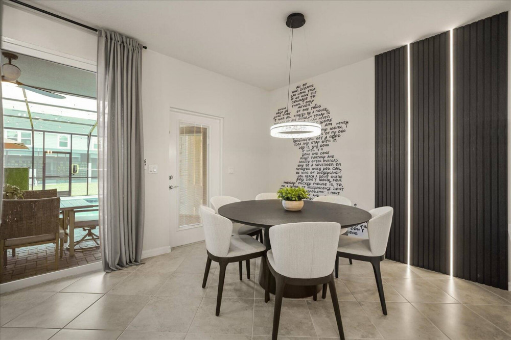 Windsor Cay 285