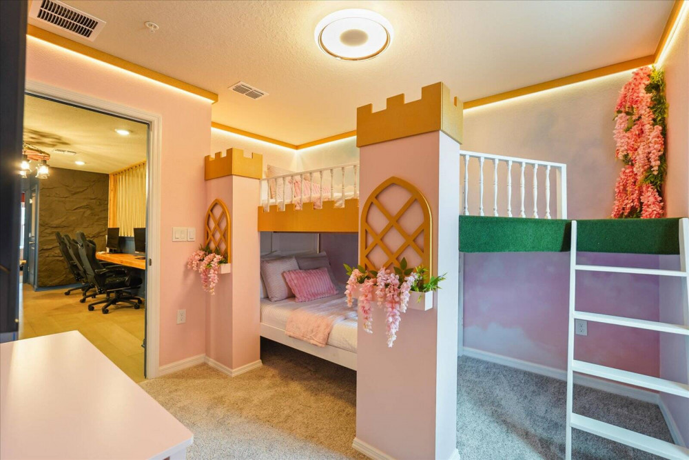 Windsor Cay 285