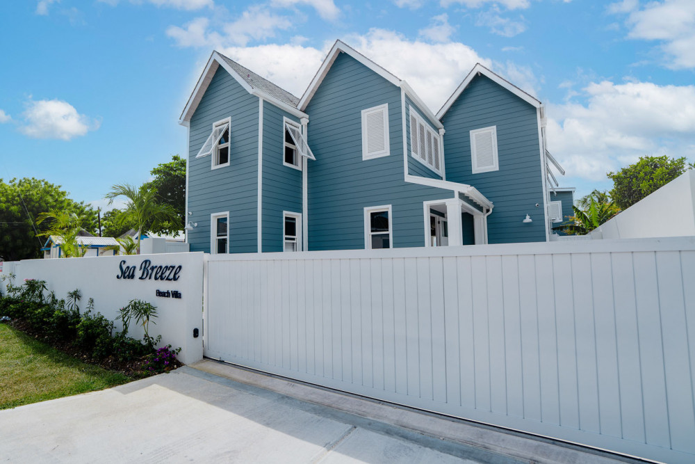 Sea Breeze House - 4 bed