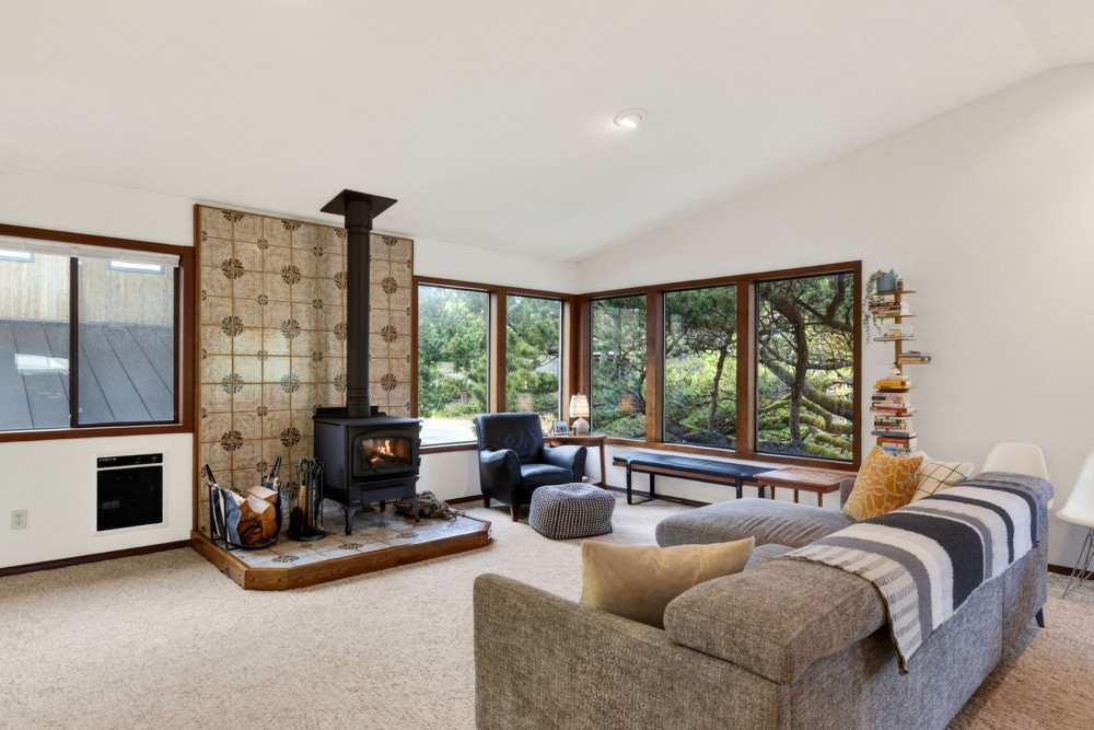 Manzanita 9