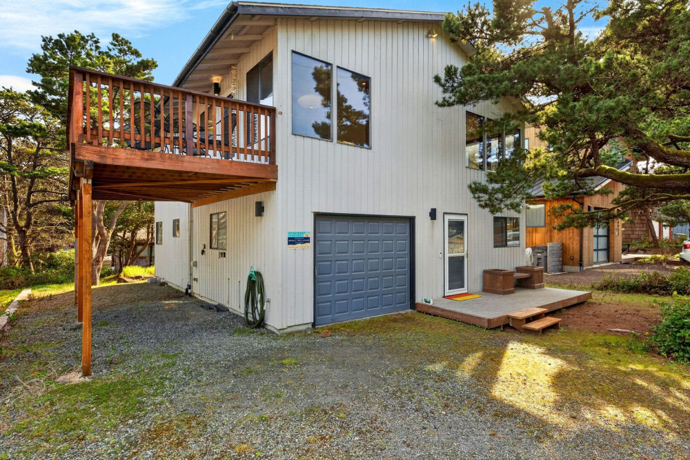 Manzanita 9