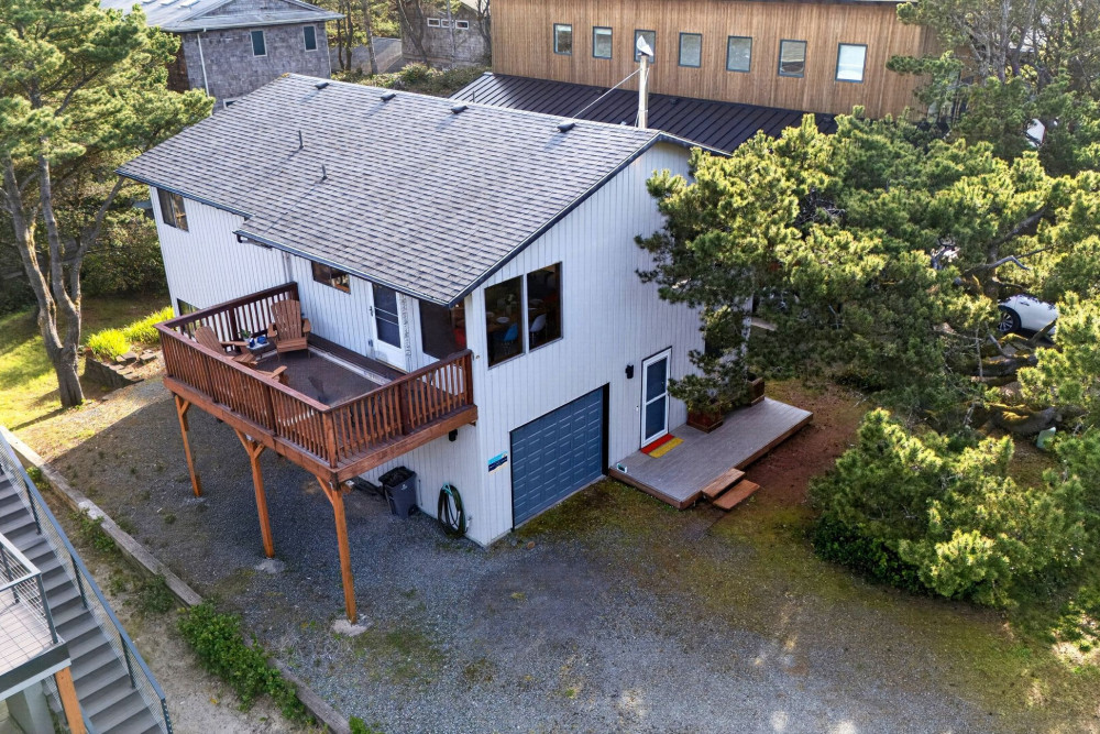 Manzanita 9