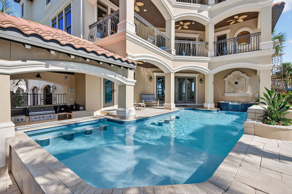 Miramar Beach 325
