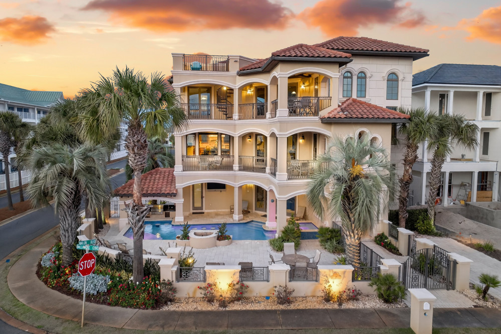 Miramar Beach 325