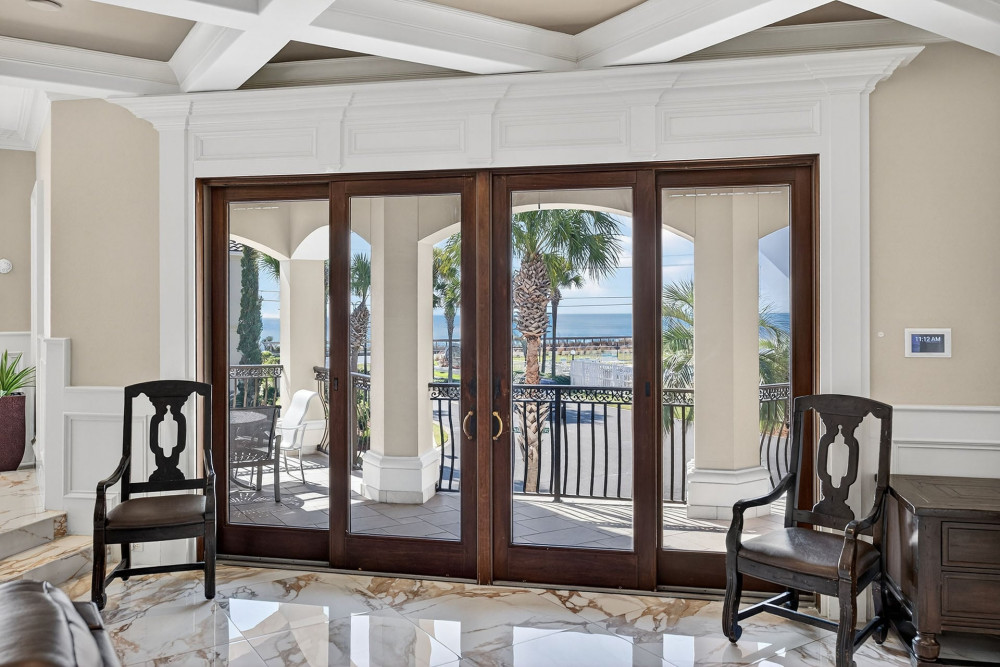 Miramar Beach 325
