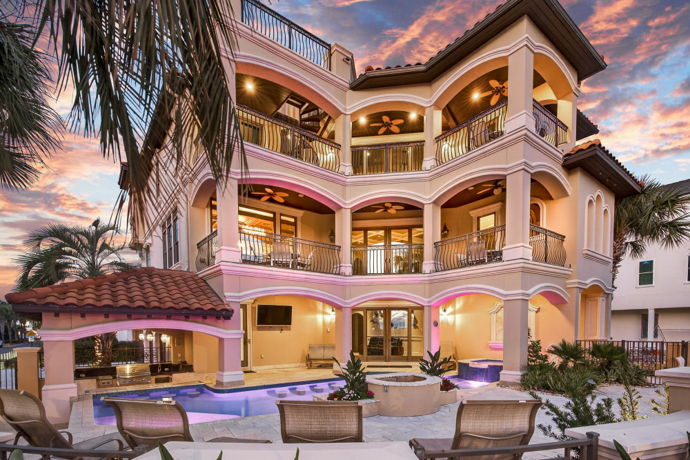 Miramar Beach 325