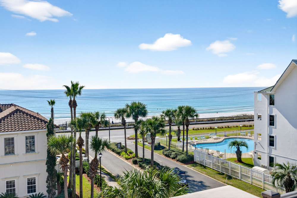 Miramar Beach 325