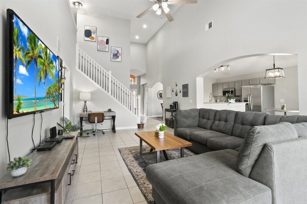 Solana Resort 37