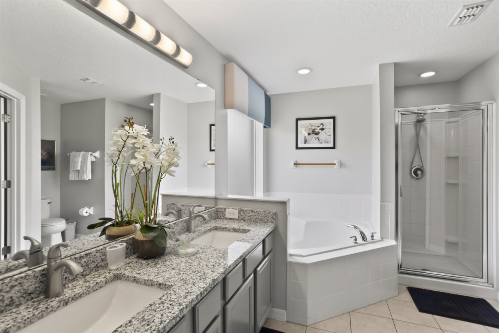 Solana Resort 37