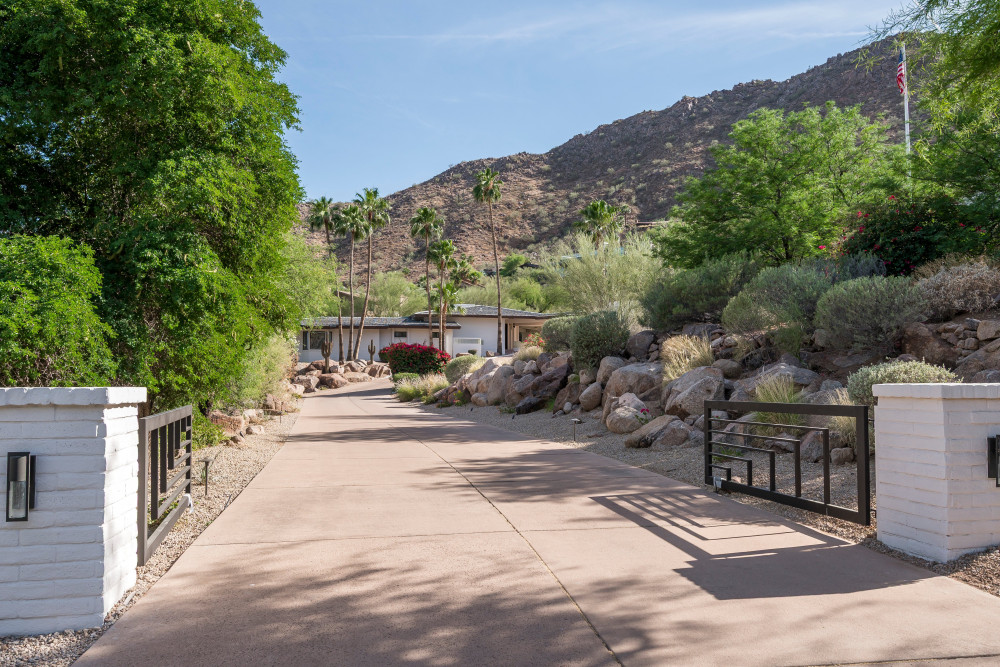 Paradise Valley 37