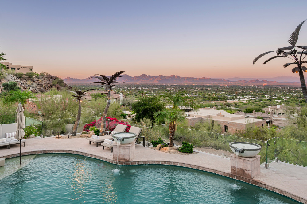 Paradise Valley 37