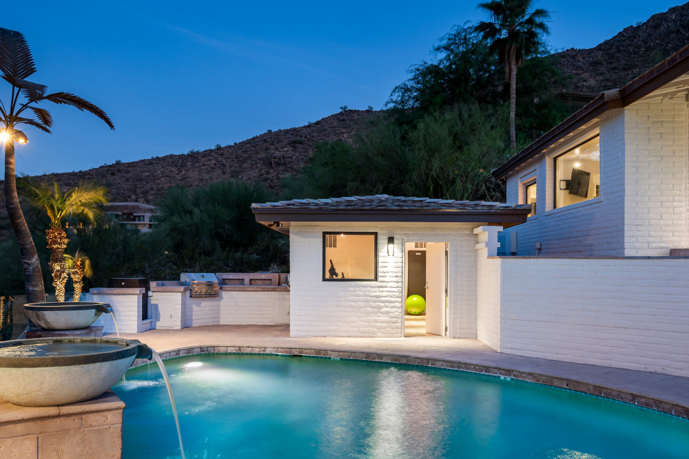 Paradise Valley 37