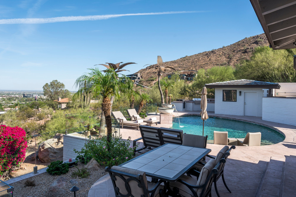 Paradise Valley 37