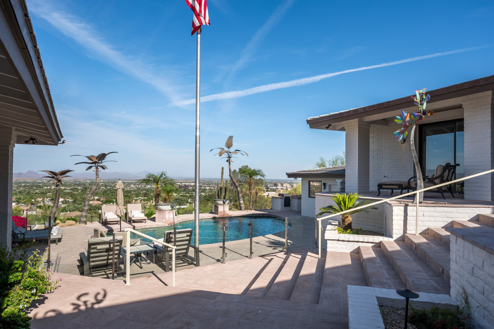 Paradise Valley 37