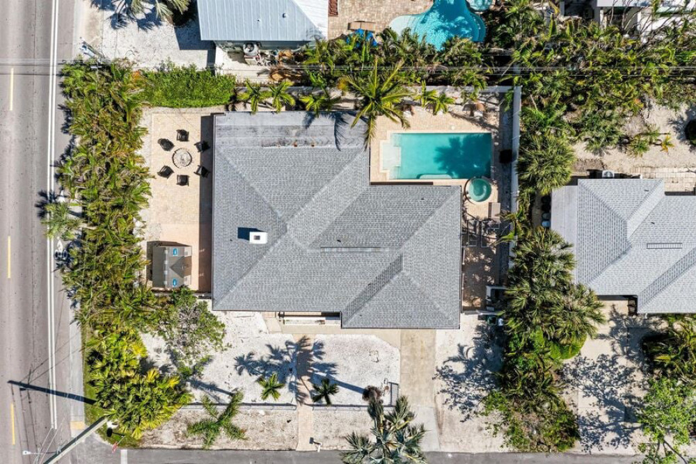 Holmes Beach 355