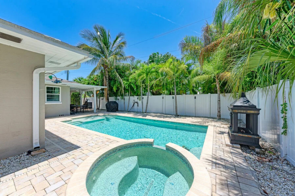 Holmes Beach 355
