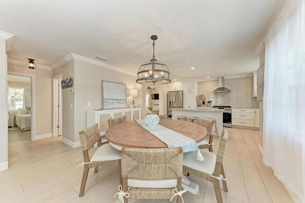 Holmes Beach 355