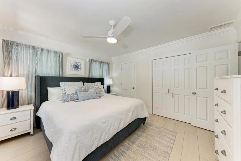 Holmes Beach 355