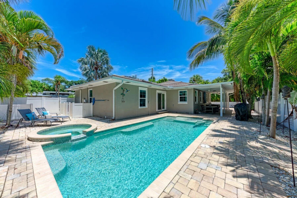 Holmes Beach 355