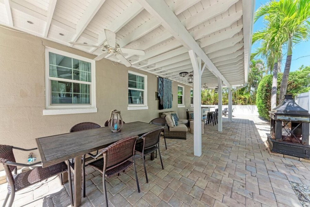 Holmes Beach 355