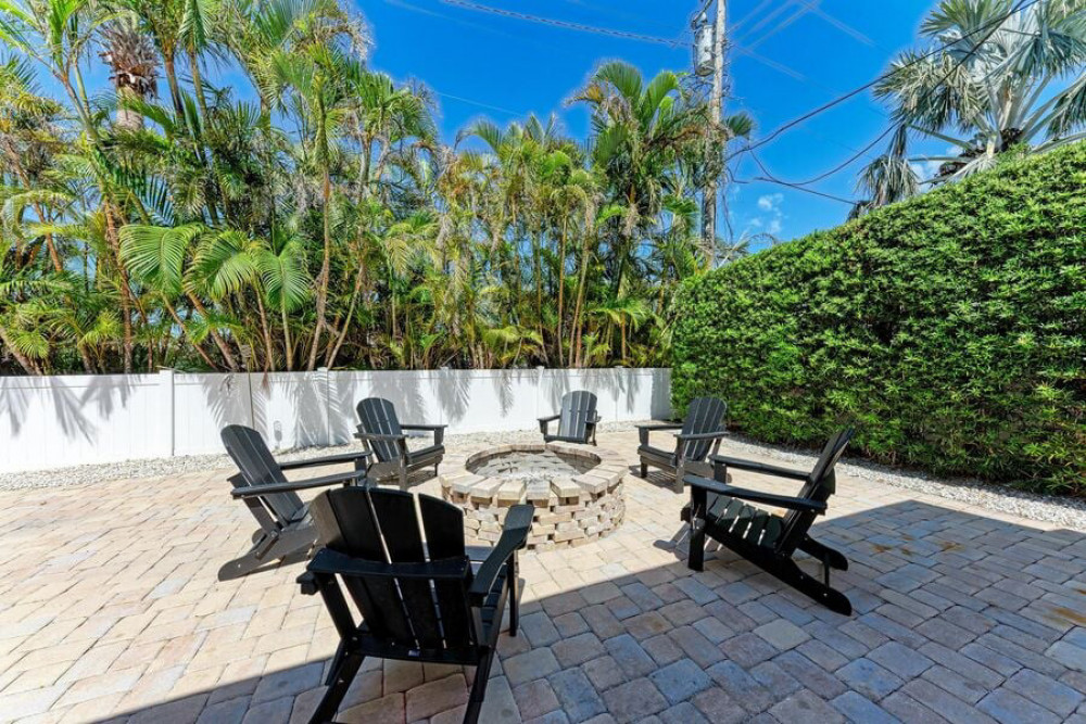 Holmes Beach 355