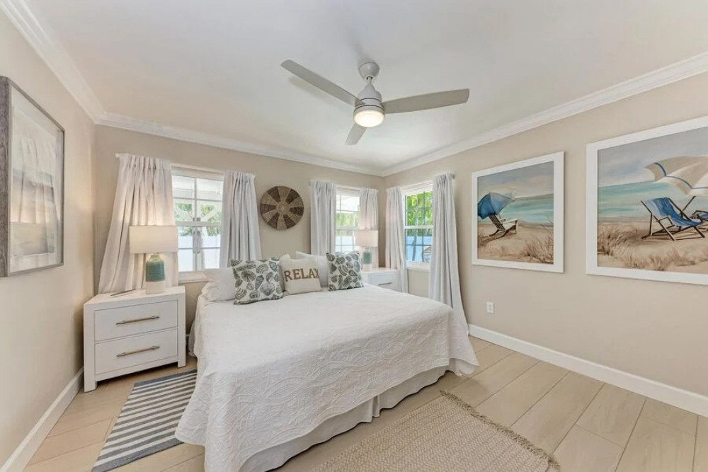 Holmes Beach 355
