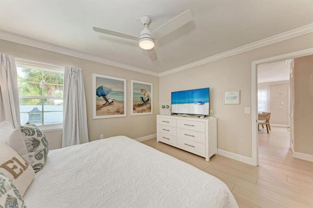 Holmes Beach 355