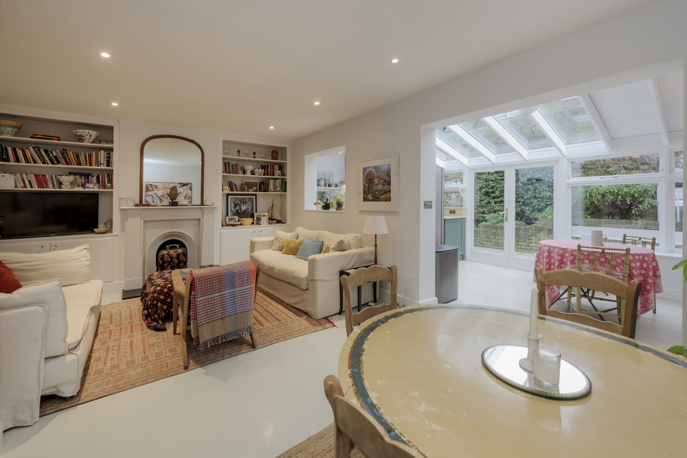 Secret Garden Square House