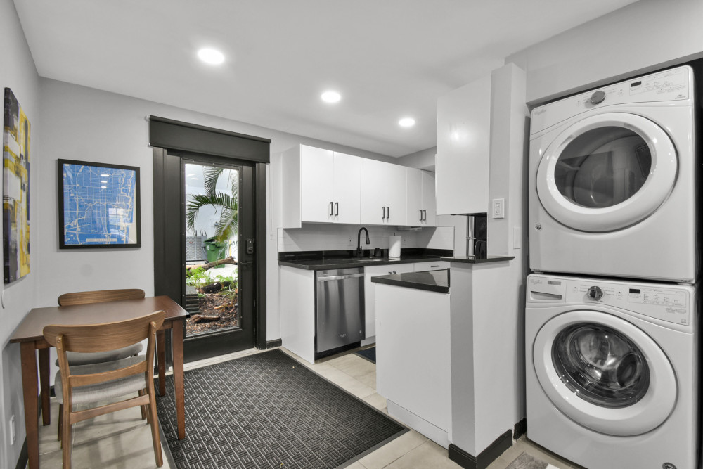 Wilton Manors 25