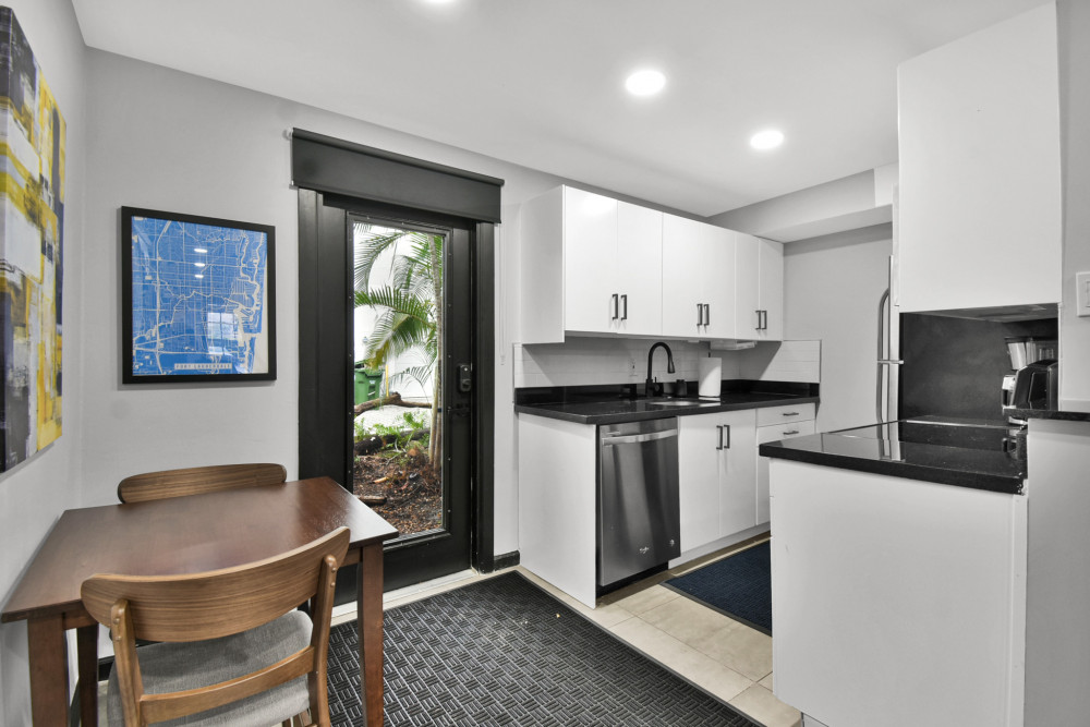 Wilton Manors 25