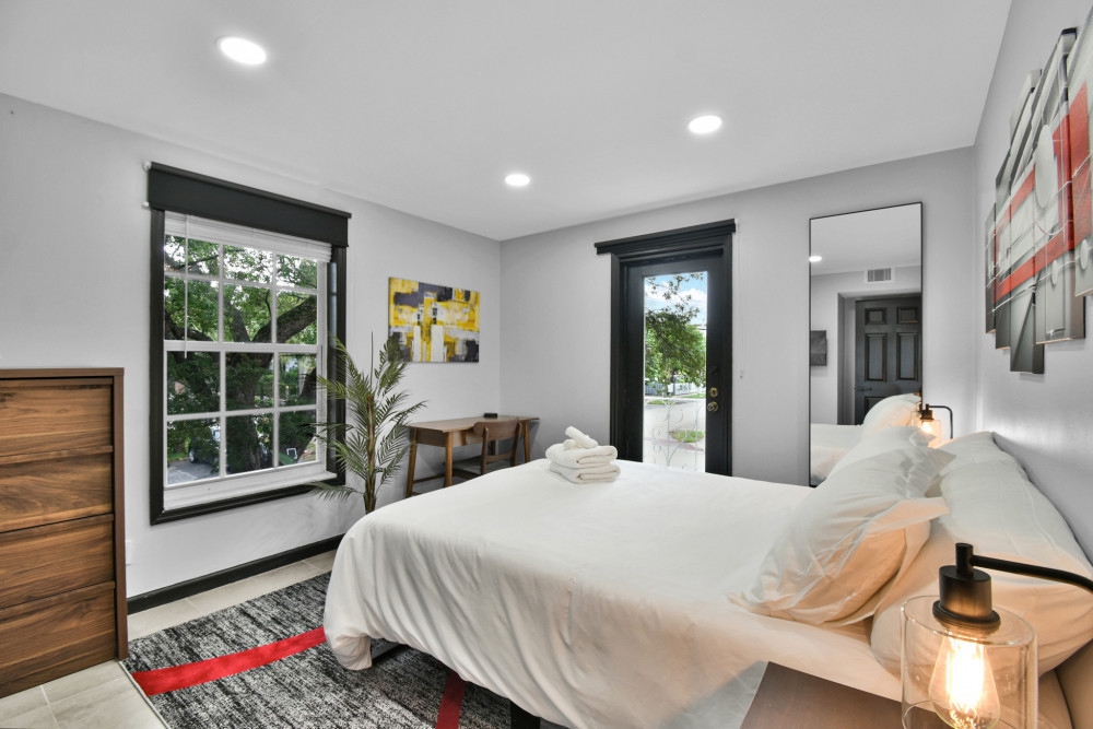 Wilton Manors 25